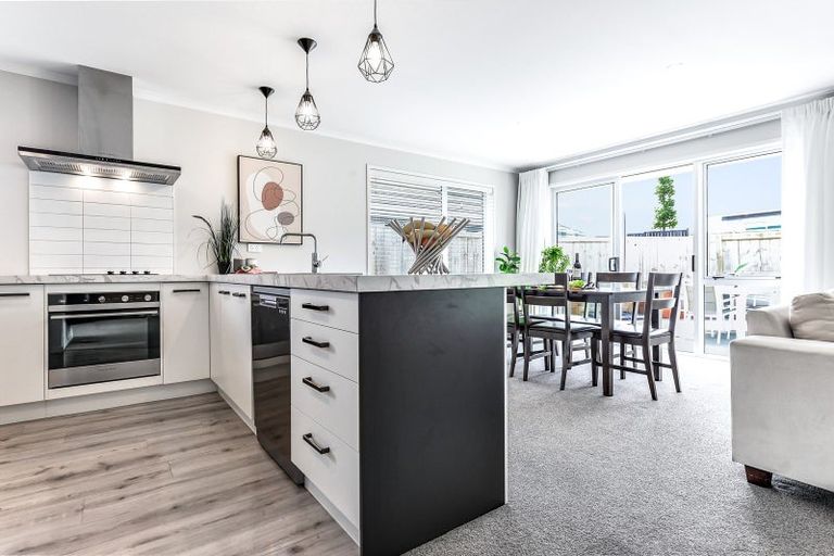 Photo of property in 11 Drower Glen, Flagstaff, Hamilton, 3210