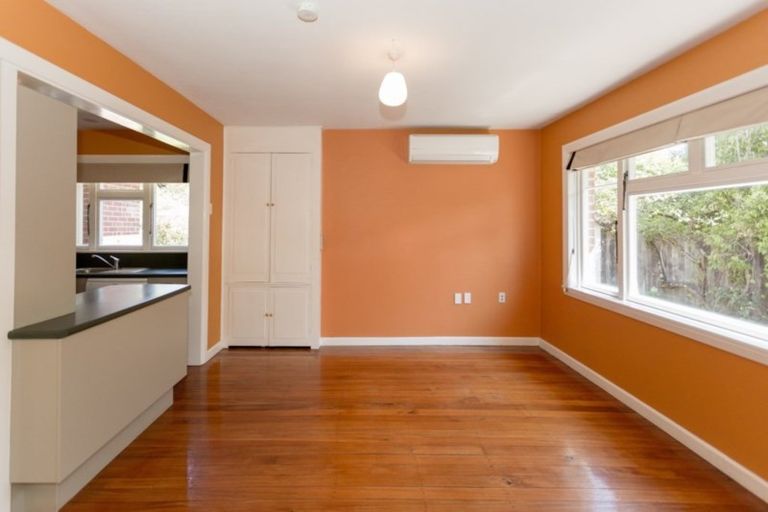 Photo of property in 22 Centaurus Road, Cashmere, Christchurch, 8022