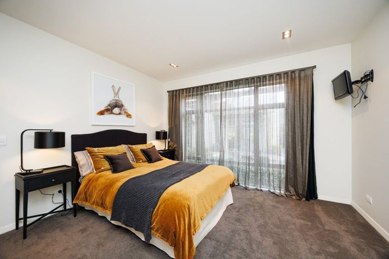 Photo of property in 25 Montgomery Terrace, Hokowhitu, Palmerston North, 4410