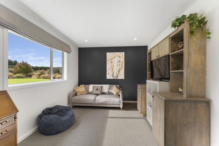 Photo of property in 83 Smarts Road, Loburn, Rangiora, 7472