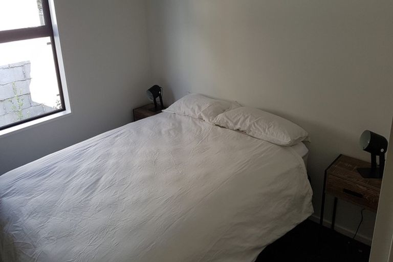 Photo of property in 1/176 Edgeware Road, Edgeware, Christchurch, 8013