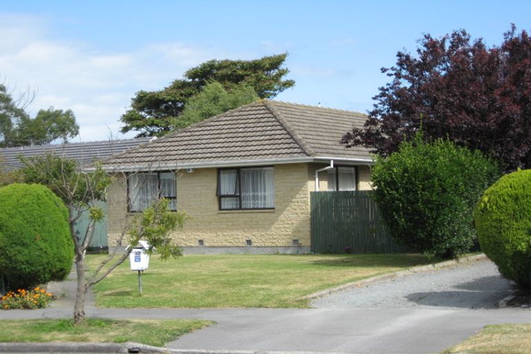 Photo of property in 10 Aspen Place, Parklands, Christchurch, 8083