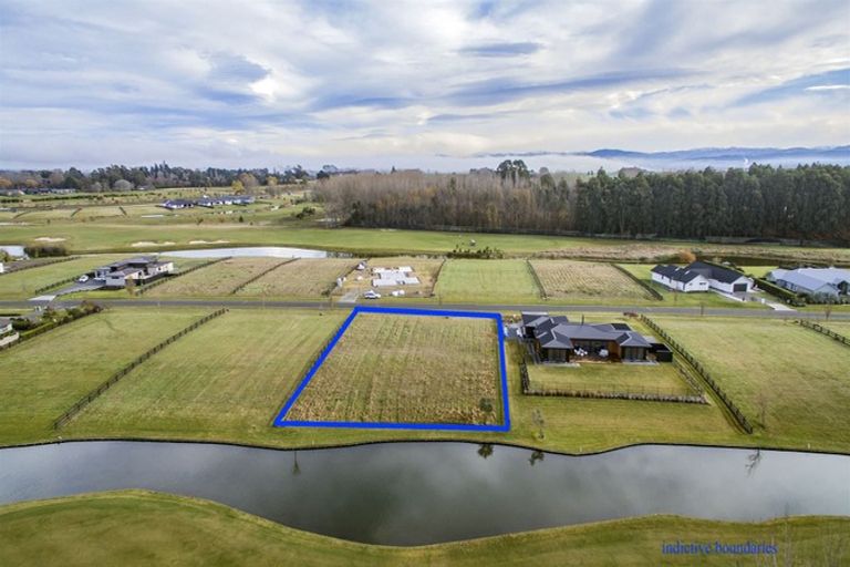 Photo of property in 26 Mapleham Drive, Pegasus, 7612