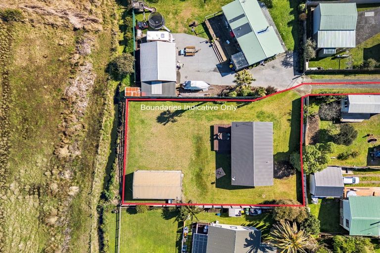 Photo of property in 252 Pukehina Parade, Pukehina, Te Puke, 3189
