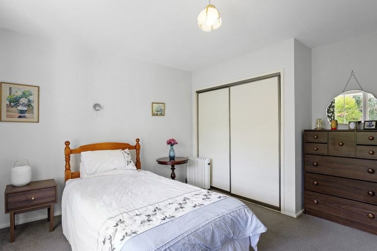 Photo of property in 1/2a Chilcombe Street, Ilam, Christchurch, 8041