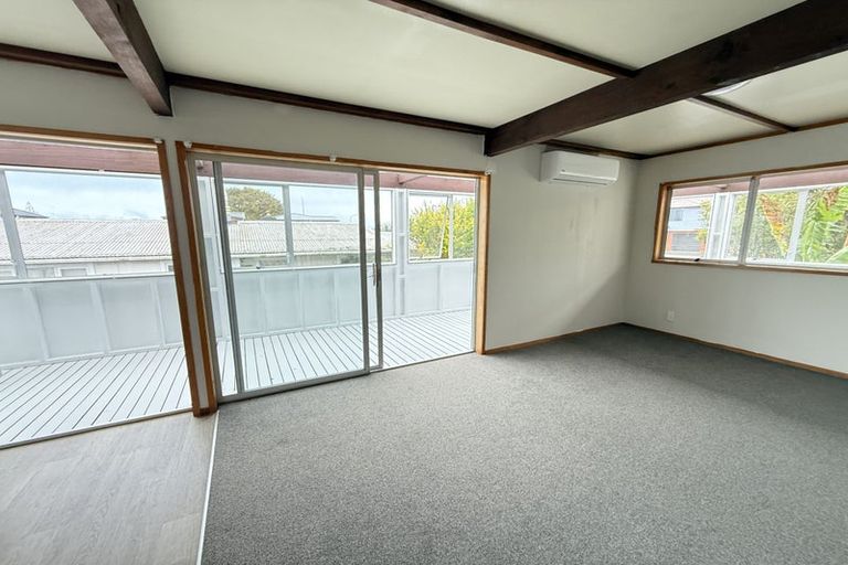 Photo of property in 7 Greers Road, Weymouth, Auckland, 2103