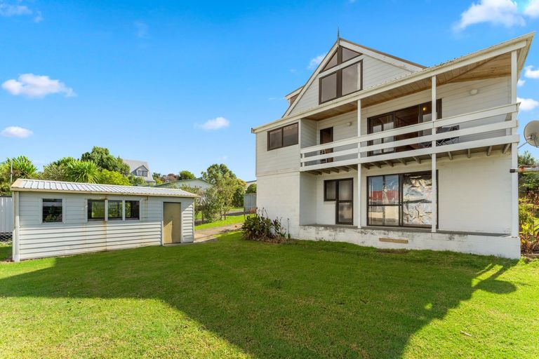 Photo of property in 12 Matangi Terrace, Snells Beach, 0920