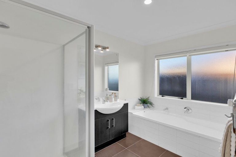 Photo of property in 7 Holly Place, Rototuna North, Hamilton, 3210