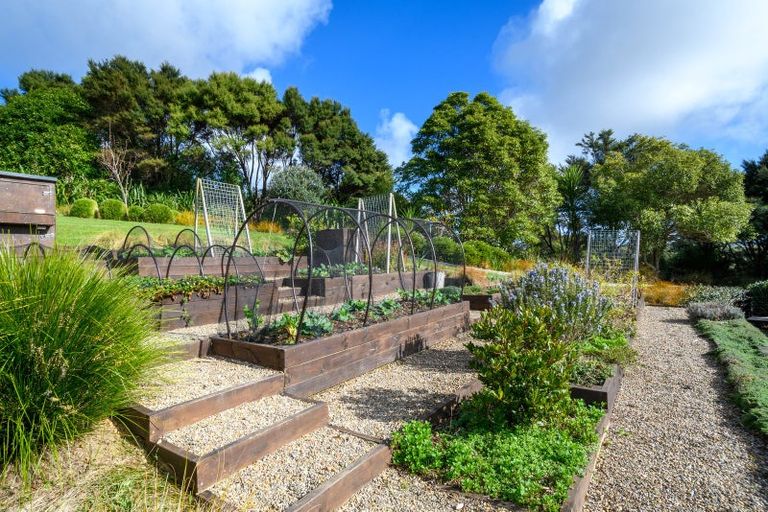 Photo of property in 26a Awhiorangi Promenade, Swanson, Auckland, 0816