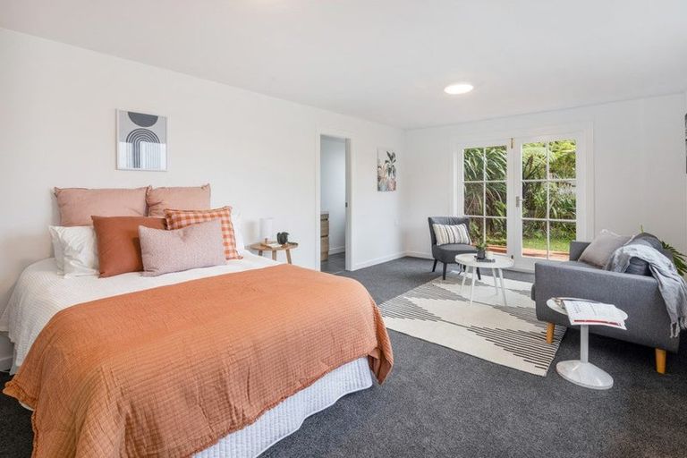 Photo of property in 22 Hollies Crescent, Johnsonville, Wellington, 6037