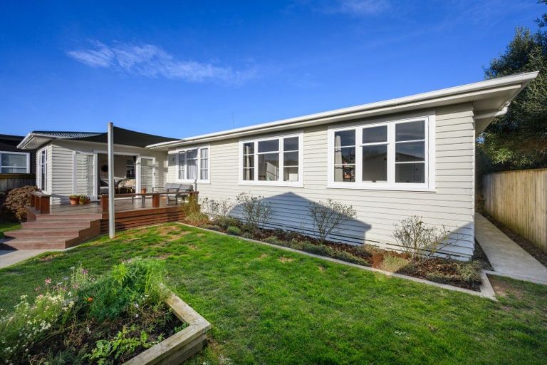 Photo of property in 15b Lifford Place, Awapuni, Palmerston North, 4412