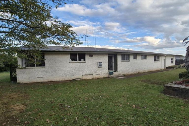 Photo of property in 1 Winning Terrace, Dinsdale, Hamilton, 3204