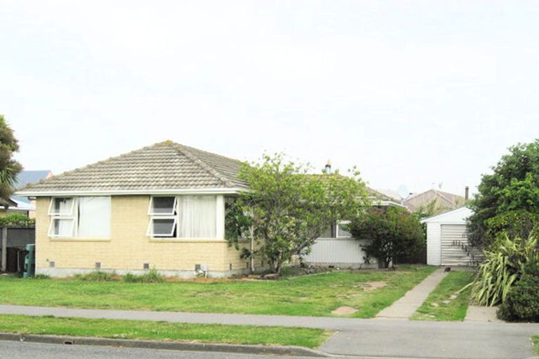 Photo of property in 6 Bayswater Crescent, Bromley, Christchurch, 8062