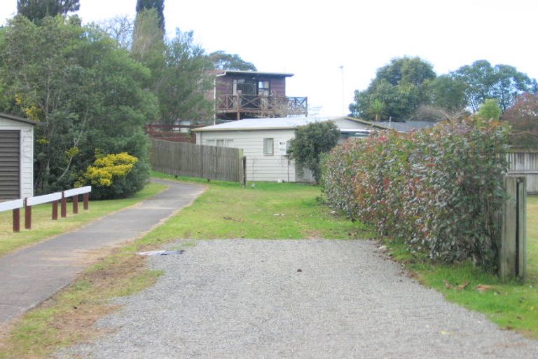 Photo of property in 121 Avalon Place, Whangamata, 3620