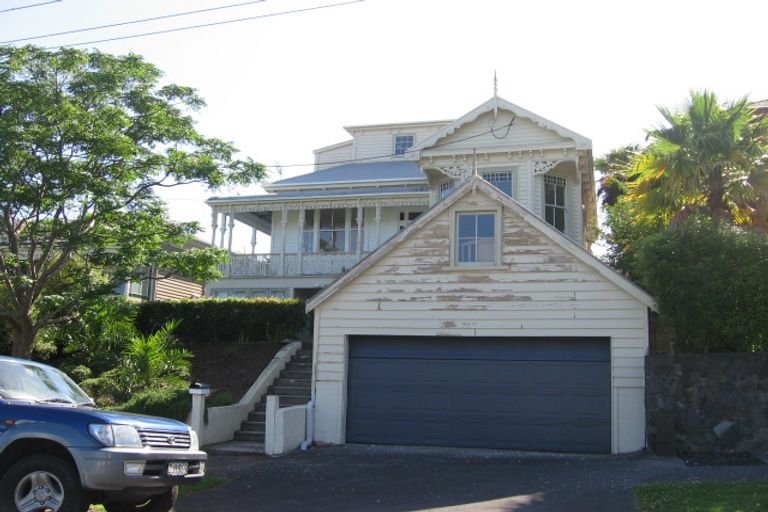Photo of property in 39 Clifton Road, Herne Bay, Auckland, 1011