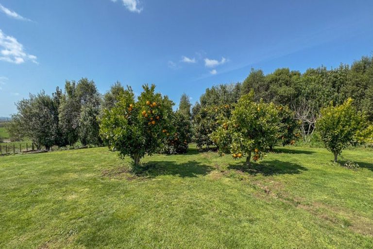 Photo of property in 795 Island Block Road, Island Block, Te Kauwhata, 3782