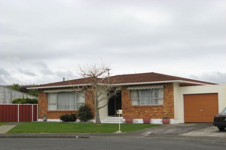 Photo of property in 4 Harrow Street, Levin, 5510
