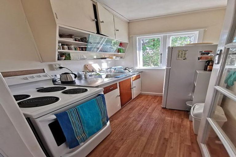 Photo of property in 65 Pirie Street, Mount Victoria, Wellington, 6011