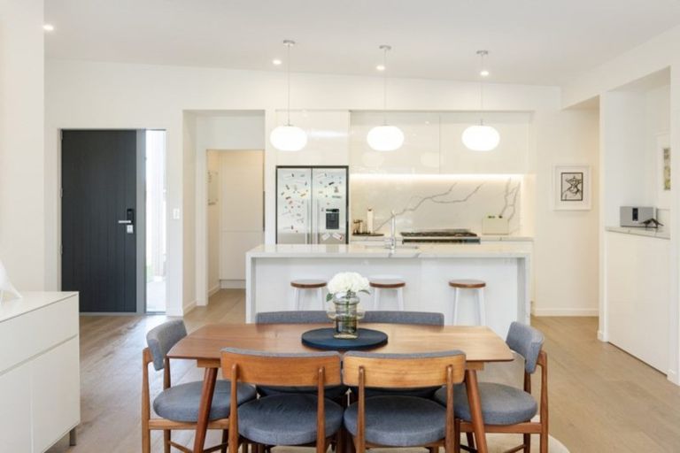 Photo of property in 7 Awatira Drive, Papamoa Beach, Papamoa, 3118