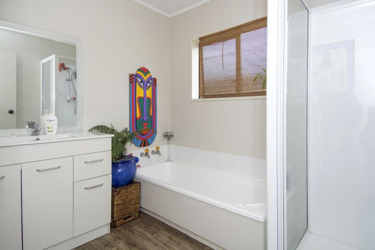 Photo of property in 121a Dickson Road, Papamoa Beach, Papamoa, 3118