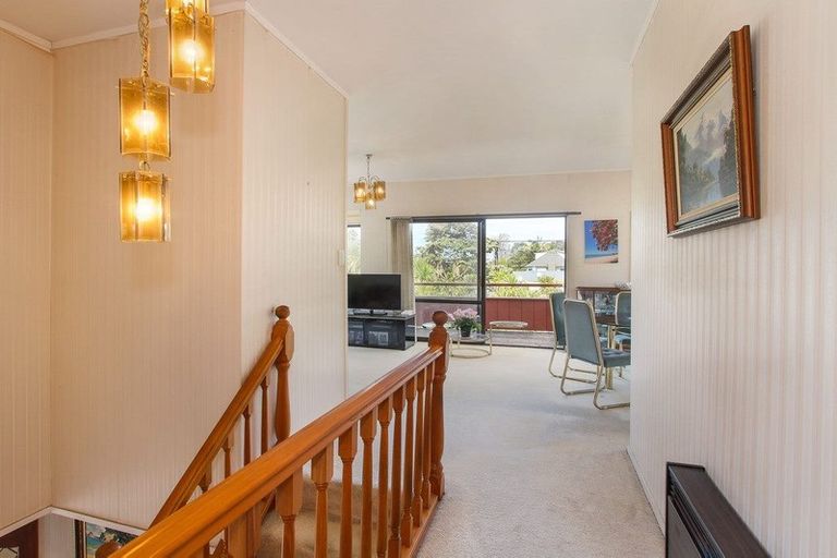 Photo of property in 1/84 Beach Road, Castor Bay, Auckland, 0620