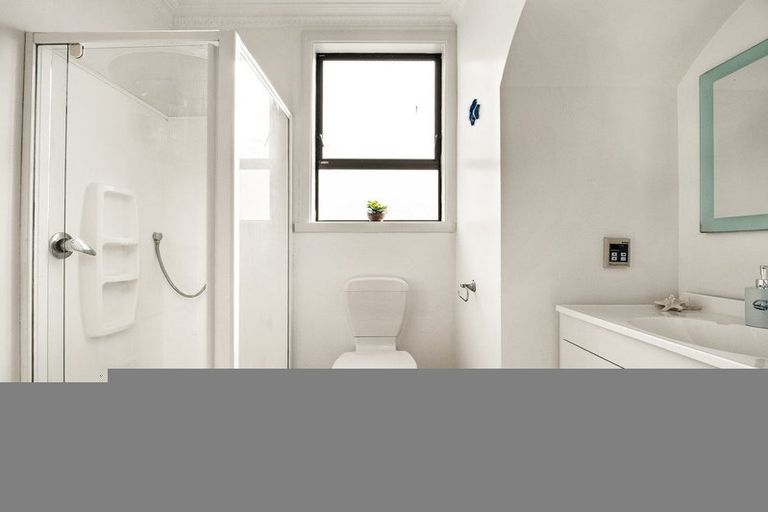 Photo of property in 40 Victoria Road, Saint Kilda, Dunedin, 9012