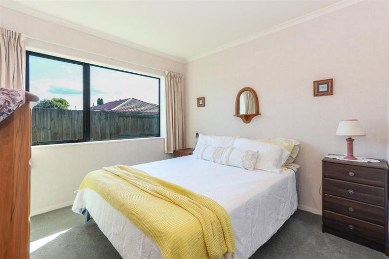 Photo of property in 20 Frame Place, Owhata, Rotorua, 3010