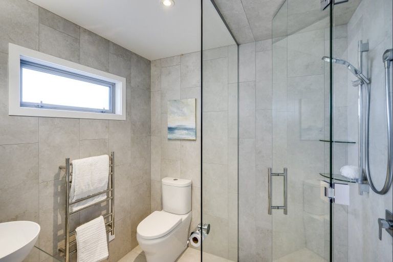 Photo of property in 12 Bray Place, Havelock North, 4130