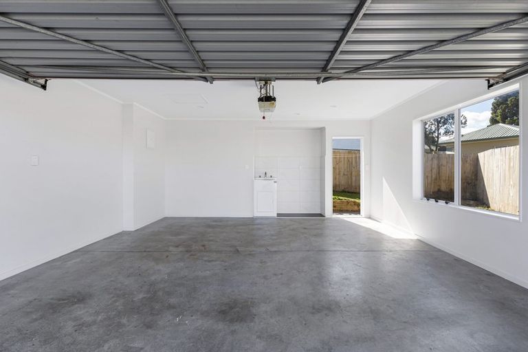 Photo of property in 46 Patts Avenue, Glendene, Auckland, 0602