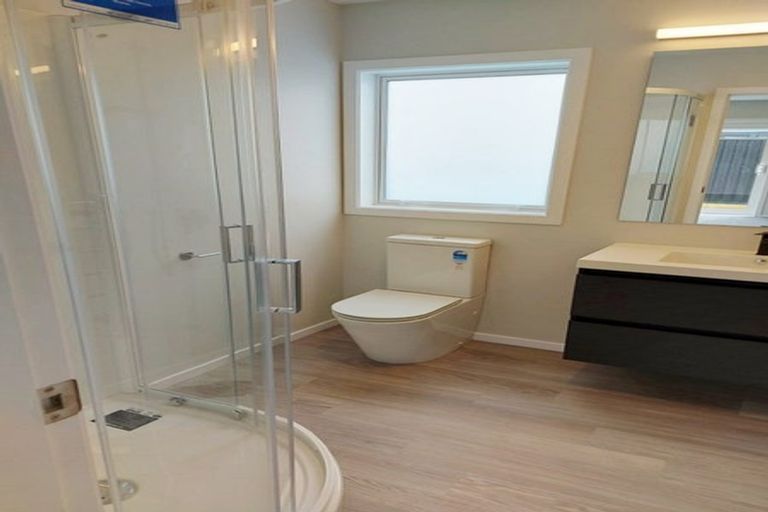 Photo of property in 4 Thornbury Lane, Timberlea, Upper Hutt, 5018