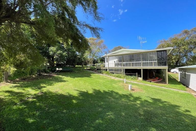 Photo of property in 730 Whangaruru North Road, Whangaruru, Hikurangi, 0184