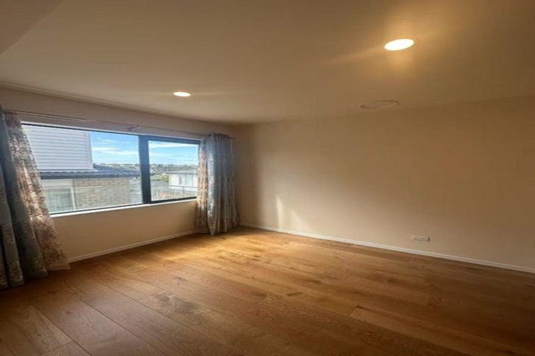 Photo of property in 86 Fairview Avenue, Fairview Heights, Auckland, 0632