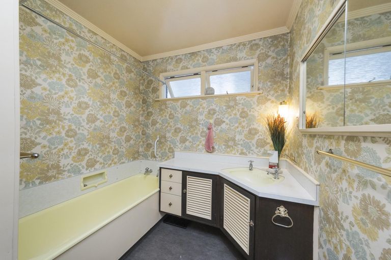 Photo of property in 50 Windsor Street, Terrace End, Palmerston North, 4410