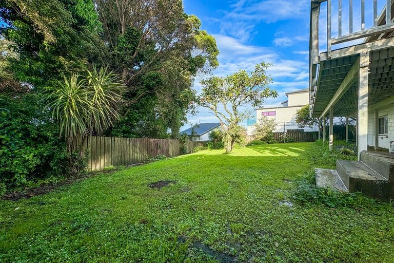 Photo of property in 67 Sartors Avenue, Browns Bay, Auckland, 0630