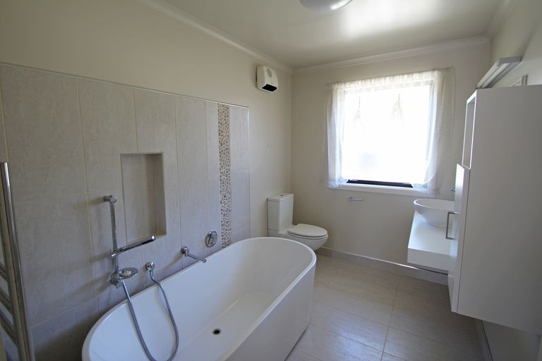 Photo of property in 44 Blue Stone Drive, Waiareka Junction, Oamaru, 9401