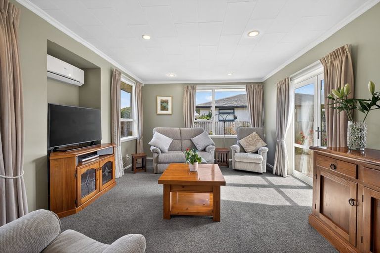 Photo of property in 208 Condell Avenue, Papanui, Christchurch, 8053