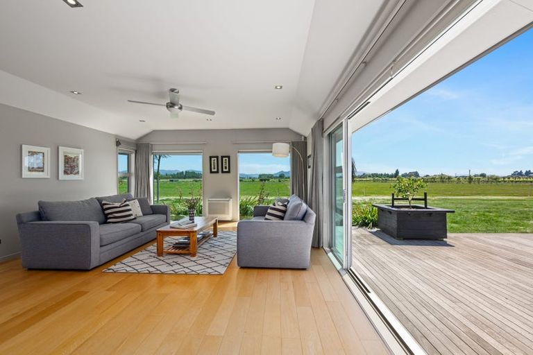 Photo of property in 159 Dry Hills Lane, Riverlands, Blenheim, 7274