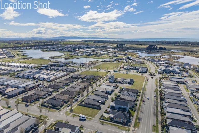 Photo of property in 84 Pegasus Boulevard, Pegasus, 7612