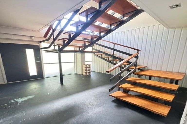 Photo of property in 31 Burns Lane, Kumeu, 0892