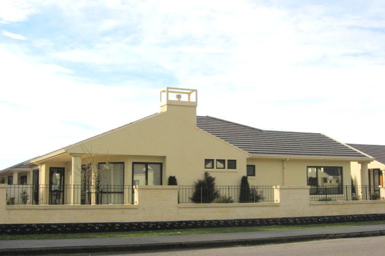 Photo of property in 52 Somme Street, St Albans, Christchurch, 8014