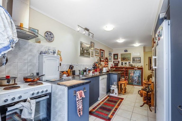 Photo of property in 83 Bird Grove, Stokes Valley, Lower Hutt, 5019