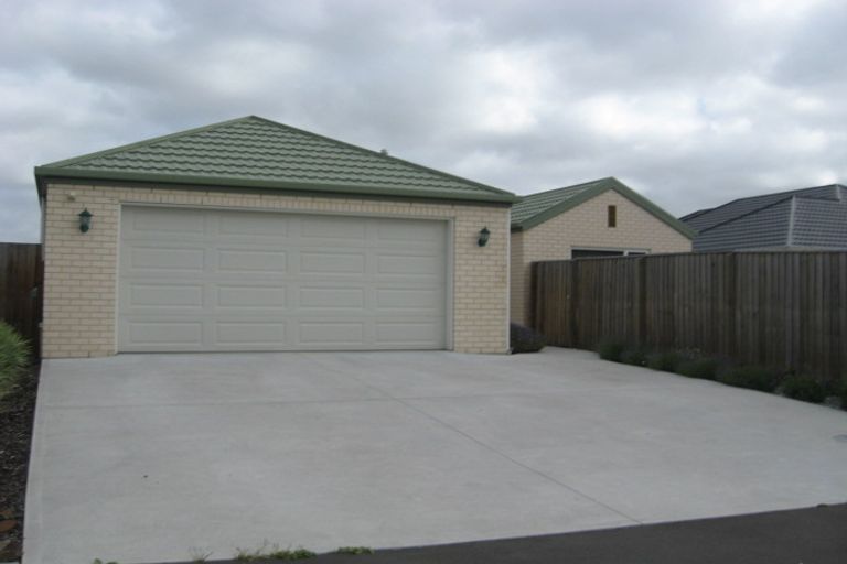 Photo of property in 24 Havana Gardens, Shirley, Christchurch, 8052