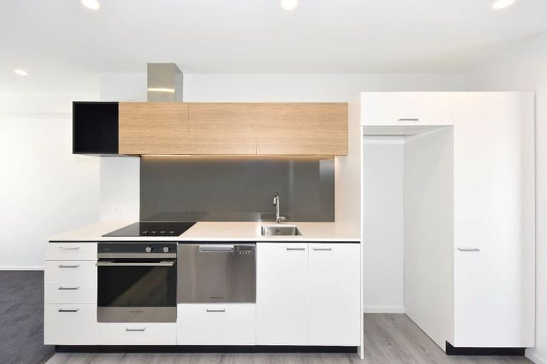 Photo of property in 9/302 Fitzgerald Avenue, Christchurch Central, Christchurch, 8013