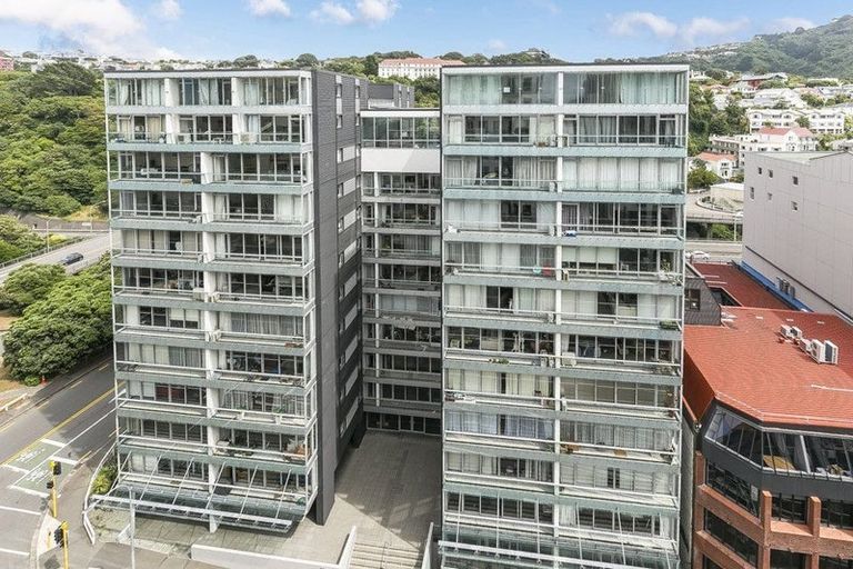 Photo of property in Montreaux Apartments, 9i/164 The Terrace, Wellington Central, Wellington, 6011
