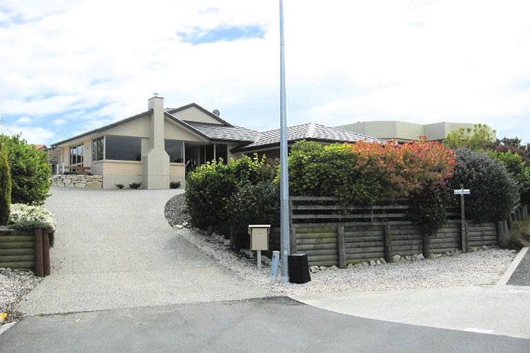 Photo of property in 5 Coutts Place, Mapua, 7005