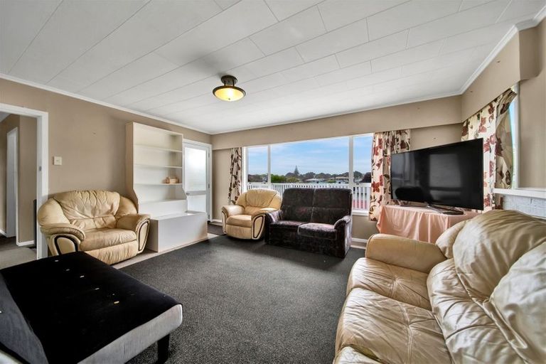 Photo of property in 23 Hua Street, Bell Block, New Plymouth, 4312