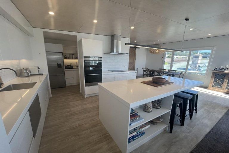 Photo of property in 42 Gilbert Street, New Plymouth, 4310