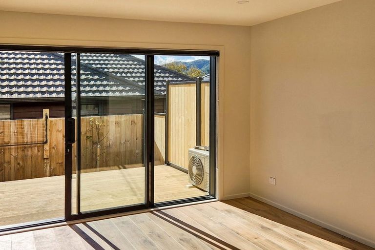 Photo of property in 2/11 Lees Grove, Wainuiomata, Lower Hutt, 5014