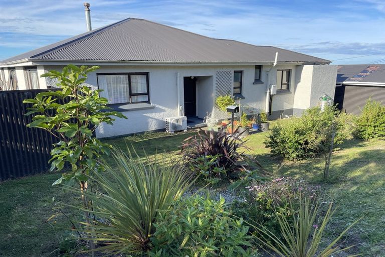 Photo of property in 3 Raymond Street, Bluff, 9814