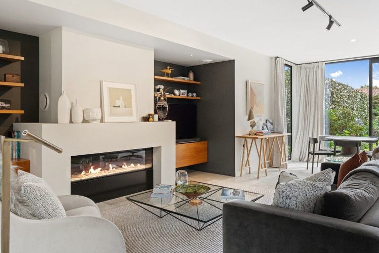Photo of property in 1/141 Peterborough Street, Christchurch Central, Christchurch, 8013